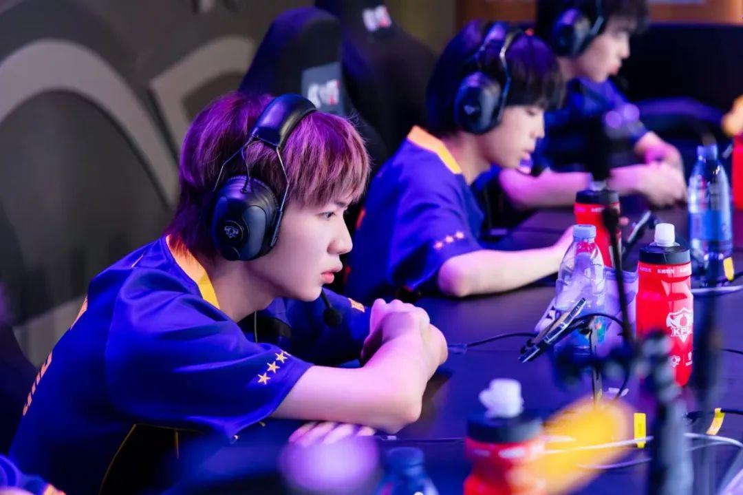 在商业化日 在商业化日