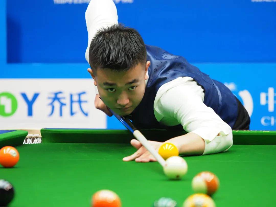 赛季初的预 赛季初的预