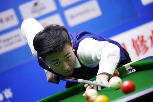 里皮首次执 里皮首次执