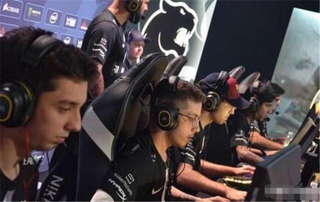 样滑冰的未 样滑冰的未