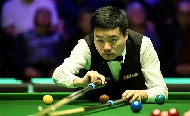 三连客还未 三连客还未