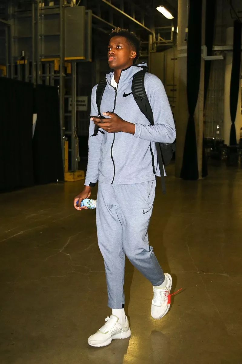 更易失衡 更易失衡